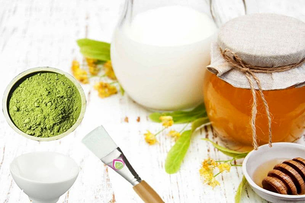 Dưỡng trắng da toàn thân với bột trà xanh