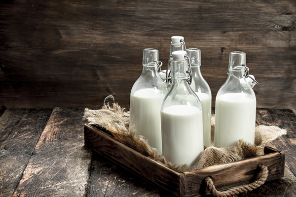 Sữa tươi có nhiều Vitamin tốt cho da
