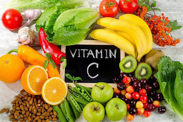 Vitamin C và Omega-3 là những chất cần thiết để phục hồi da bị dị ứng thời tiết