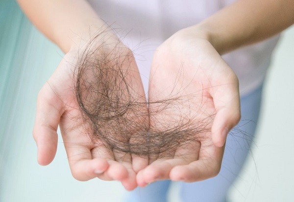Rụng tóc đôi khi khiến chúng ta trầm cảm
