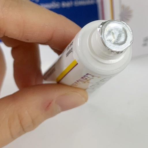 Quy cách đóng gói: 15g/ Tuýp
