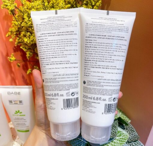 Kem Dưỡng Ẩm Giảm Mụn Babe Stop AKN Mattifying Moisturiser 50ml